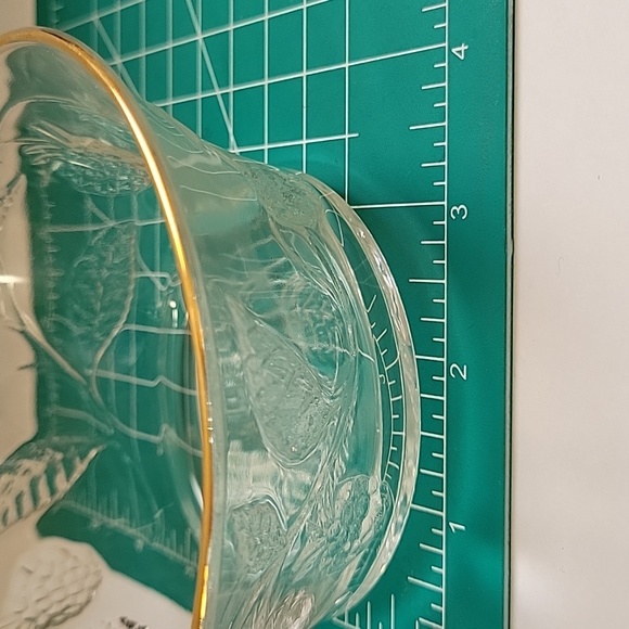 French Jam Berry Bowl Textured Design Raspberries & Leaves Clear Glass. - Picture 6 of 8